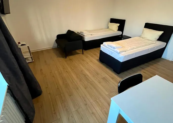 3-zimmer Monteurwohnung Mit Balkon *